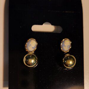 Two Pairs Stud Earrings - Blue & White Cameo & Gold Balls